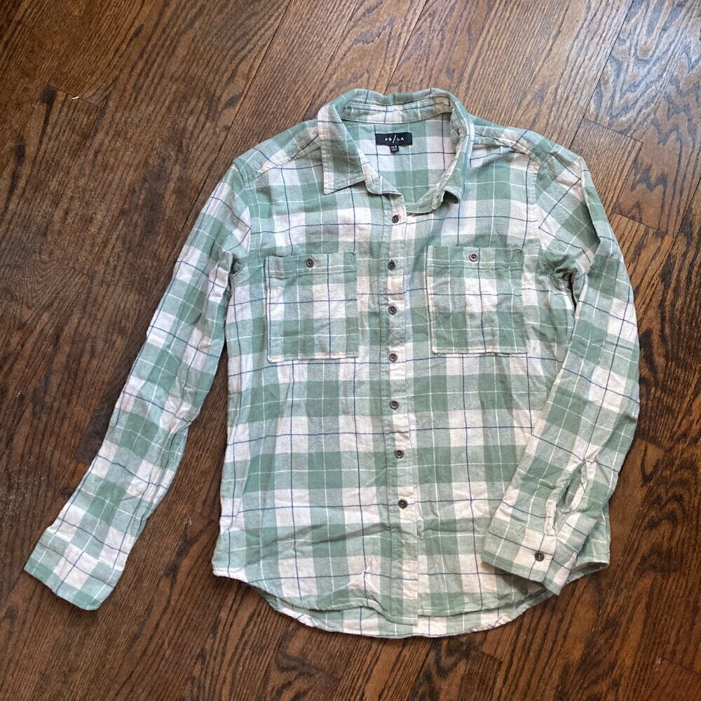 ❤️ 2 for $10 ❤️ PS/LA PASCUN SIZE SMALL PLAID FLANNEL WOMAN'S SHIRT